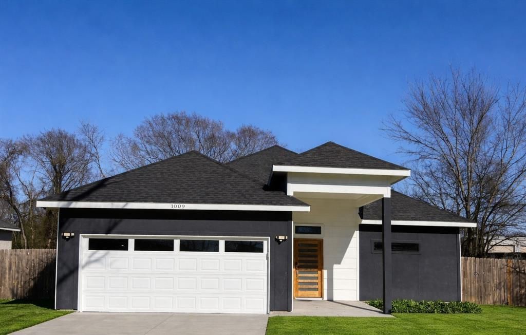 1009 E Buffalo Street, Forney, TX 75126 Main Photo