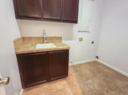 8146 Suarez Way, Elk Grove, CA 95757 Photo