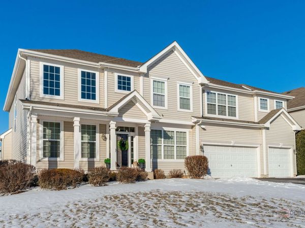 437 Red Cedar Road, Lake Villa, IL 60046