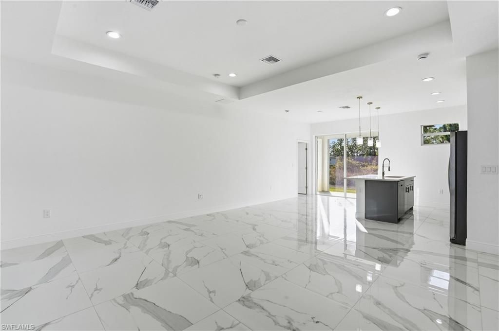 406 Genoa Ave S, Lehigh Acres, FL 33974 Photo