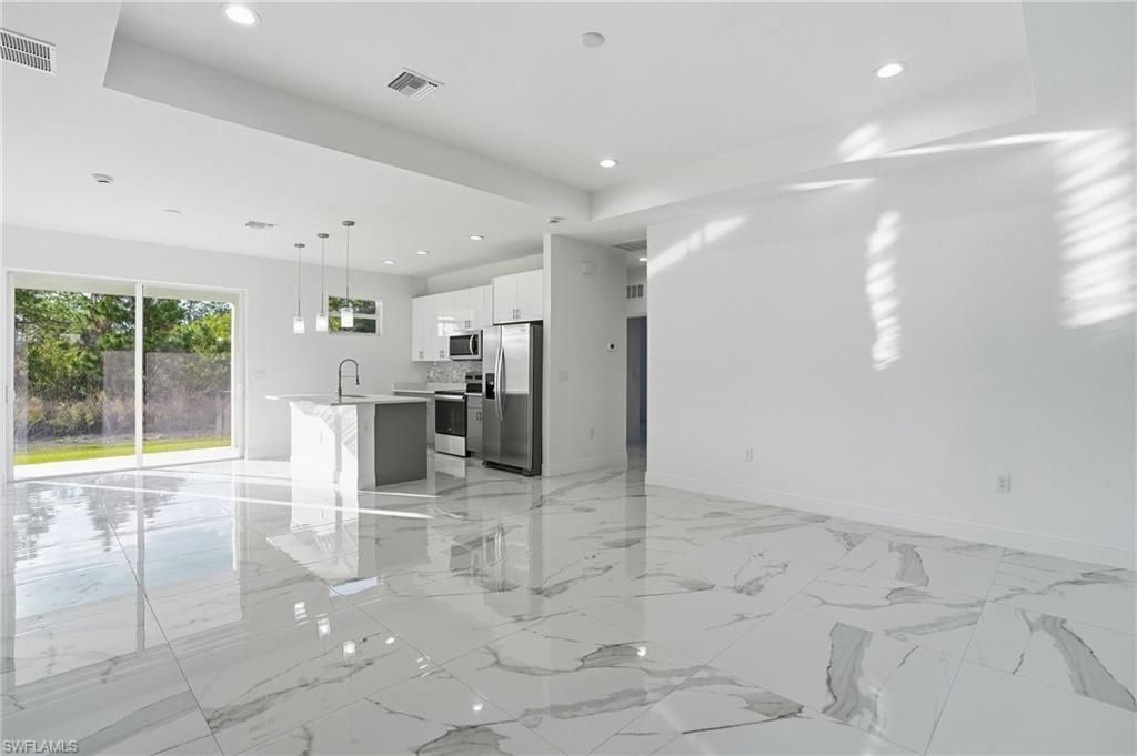 406 Genoa Ave S, Lehigh Acres, FL 33974 Photo