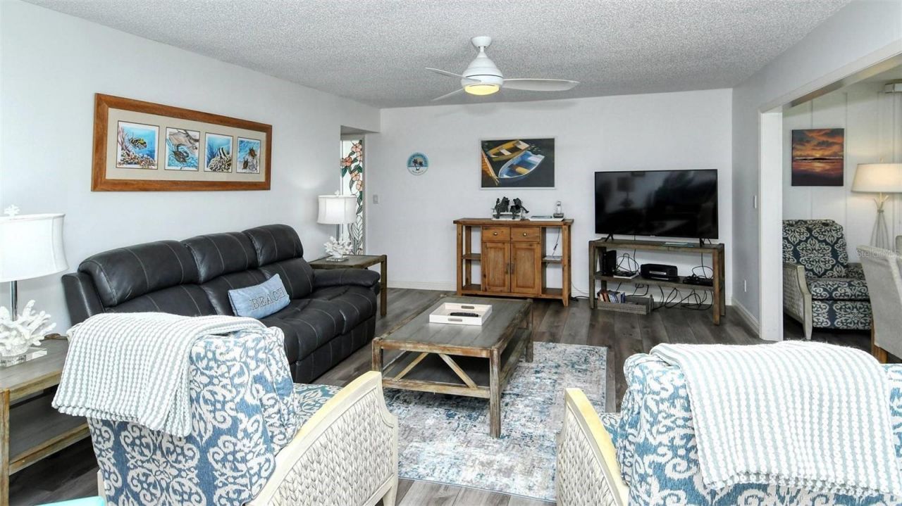 6044 W Peppertree Way, Unit 233B, Sarasota, FL 34242 Photo