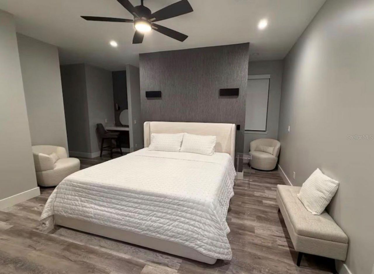 1642 Triangle Avenue, Orlando, FL 32806 Photo