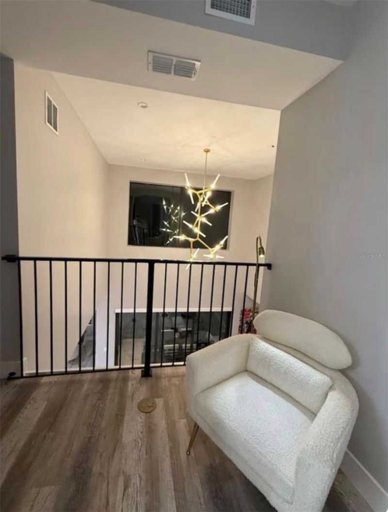 1642 Triangle Avenue, Orlando, FL 32806 Photo