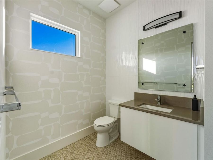 Property Image 81