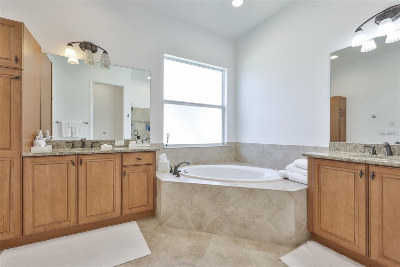 2233 S Pebble Beach Boulevard, Sun City Center, FL 33573 Photo