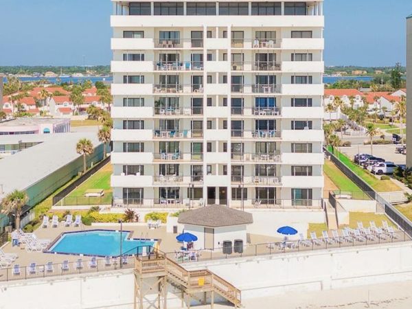 2615 S Atlantic Avenue, Unit 4F, Daytona Beach Shores, FL 32118