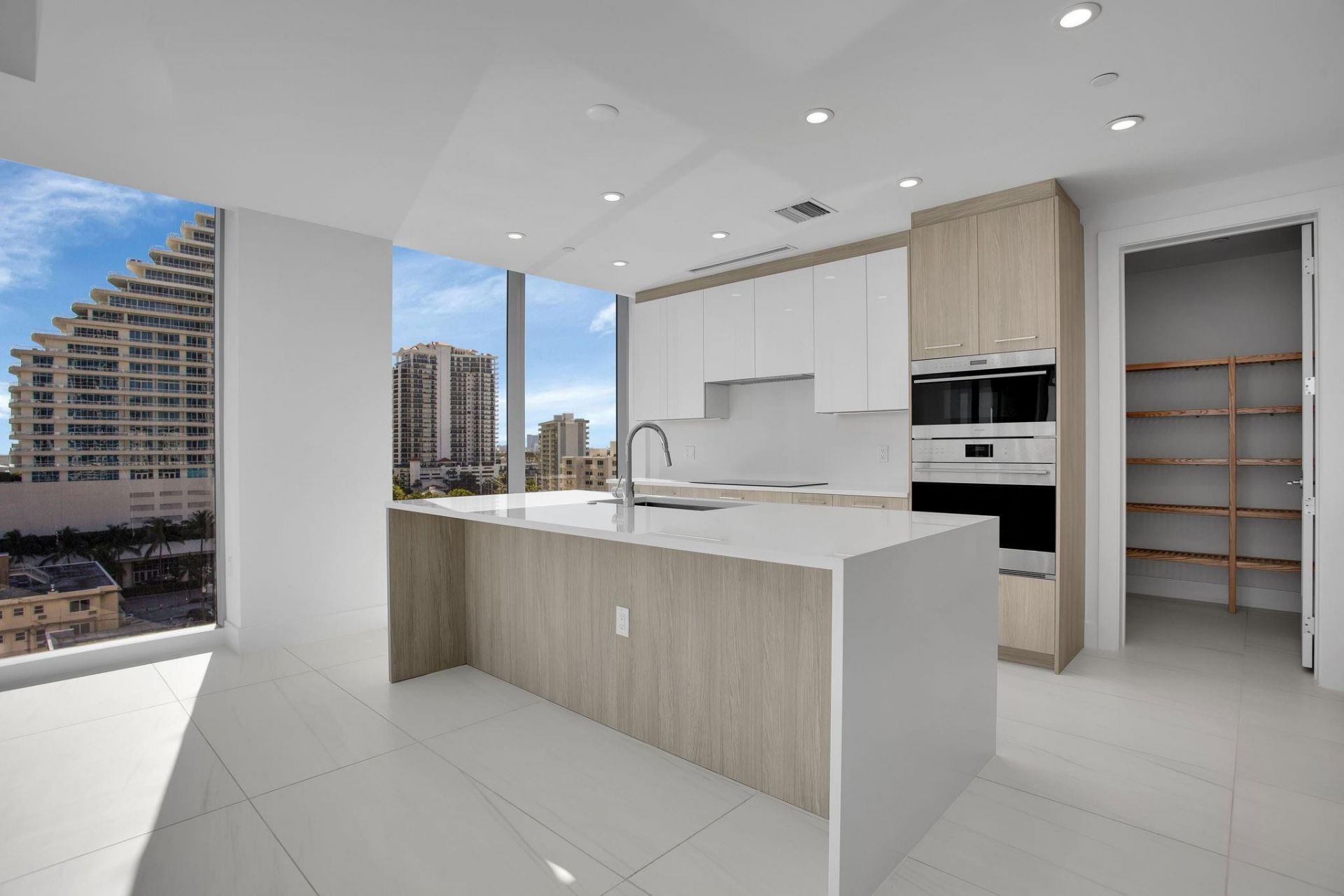 151 N Seabreeze Blv, Unit E-701, Fort Lauderdale, FL 33304 Photo