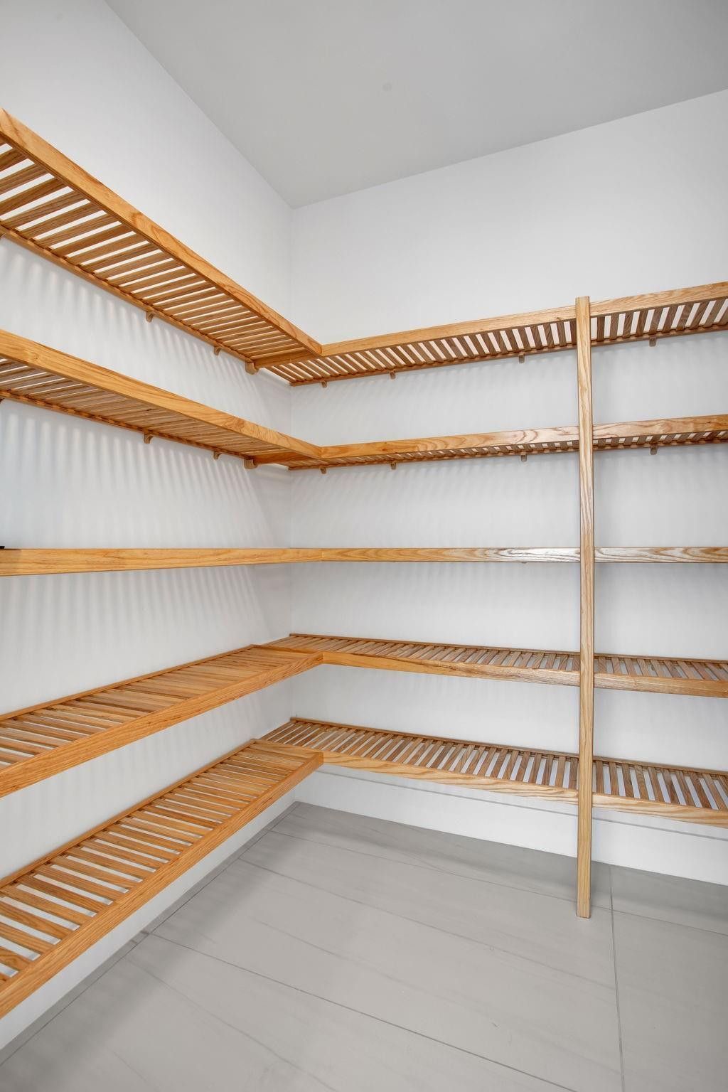 151 N Seabreeze Blv, Unit E-701, Fort Lauderdale, FL 33304 Photo