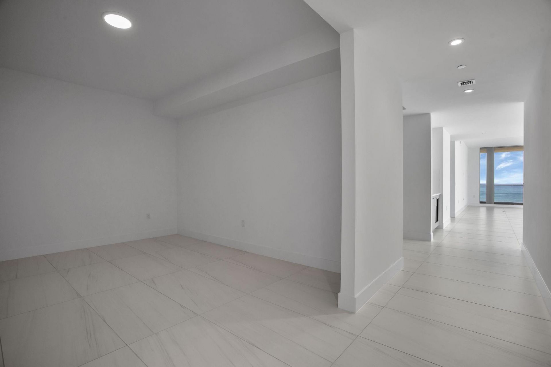 151 N Seabreeze Blv, Unit E-701, Fort Lauderdale, FL 33304 Photo