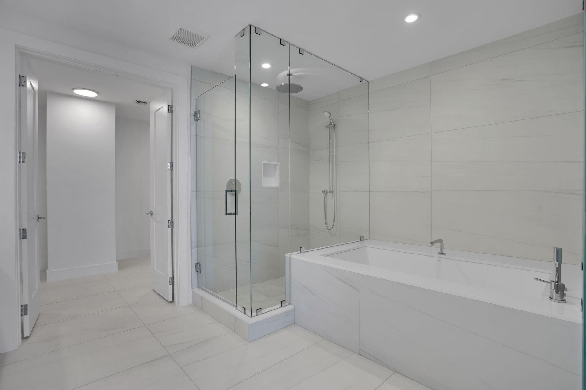 151 N Seabreeze Blv, Unit E-701, Fort Lauderdale, FL 33304 Photo