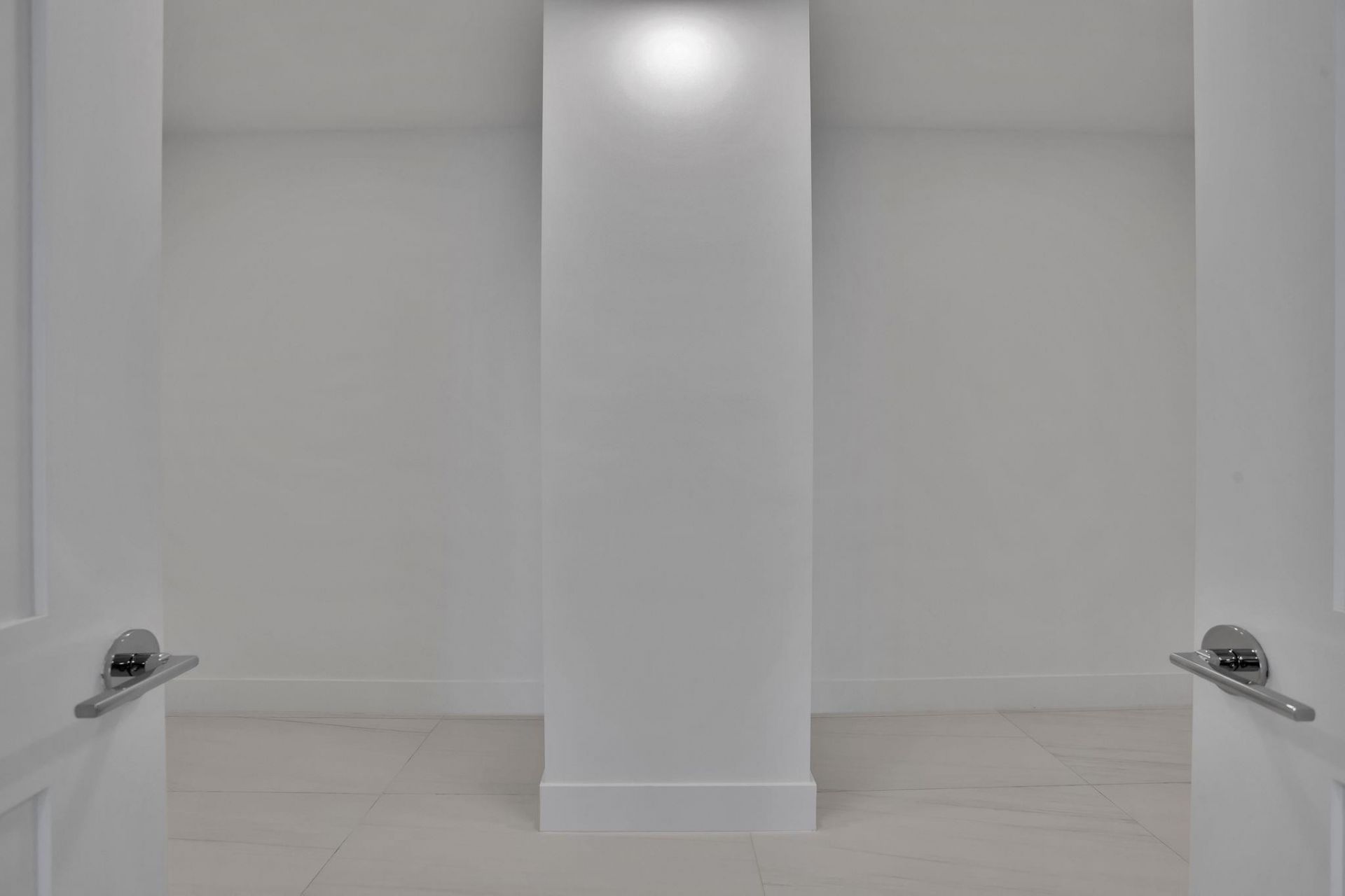 151 N Seabreeze Blv, Unit E-701, Fort Lauderdale, FL 33304 Photo