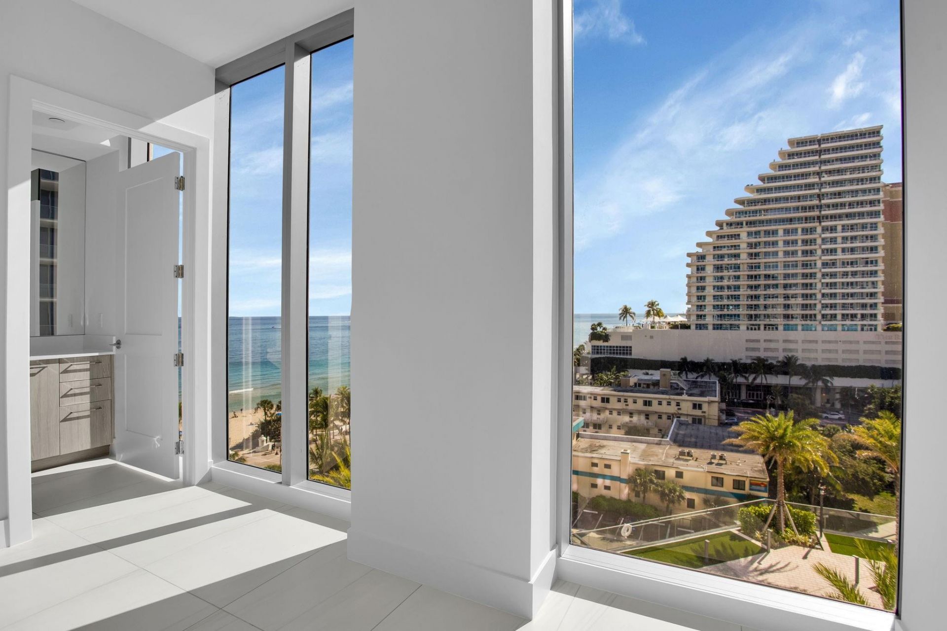 151 N Seabreeze Blv, Unit E-701, Fort Lauderdale, FL 33304 Photo