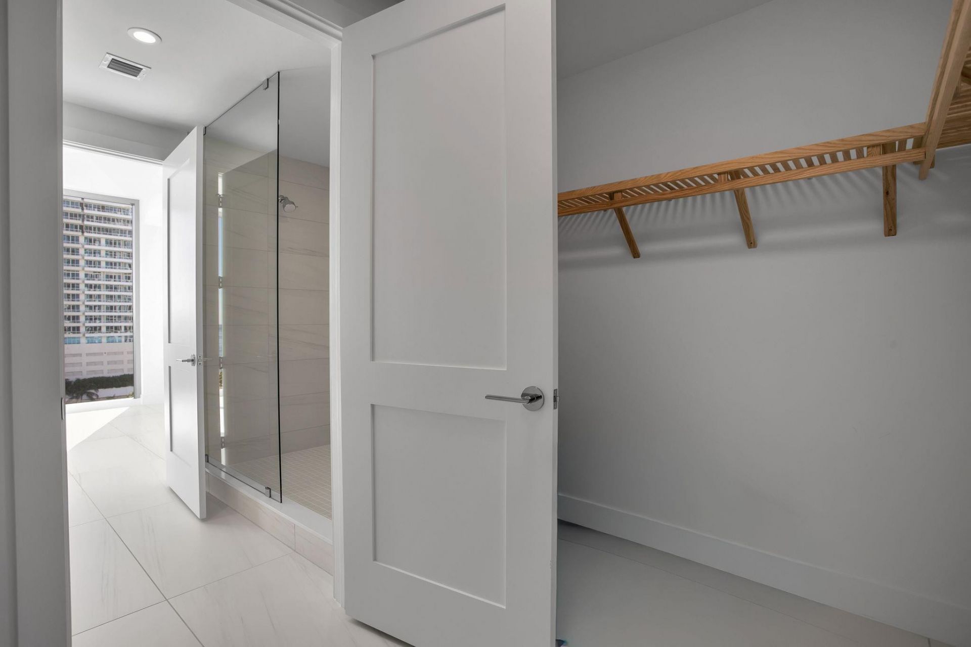 151 N Seabreeze Blv, Unit E-701, Fort Lauderdale, FL 33304 Photo