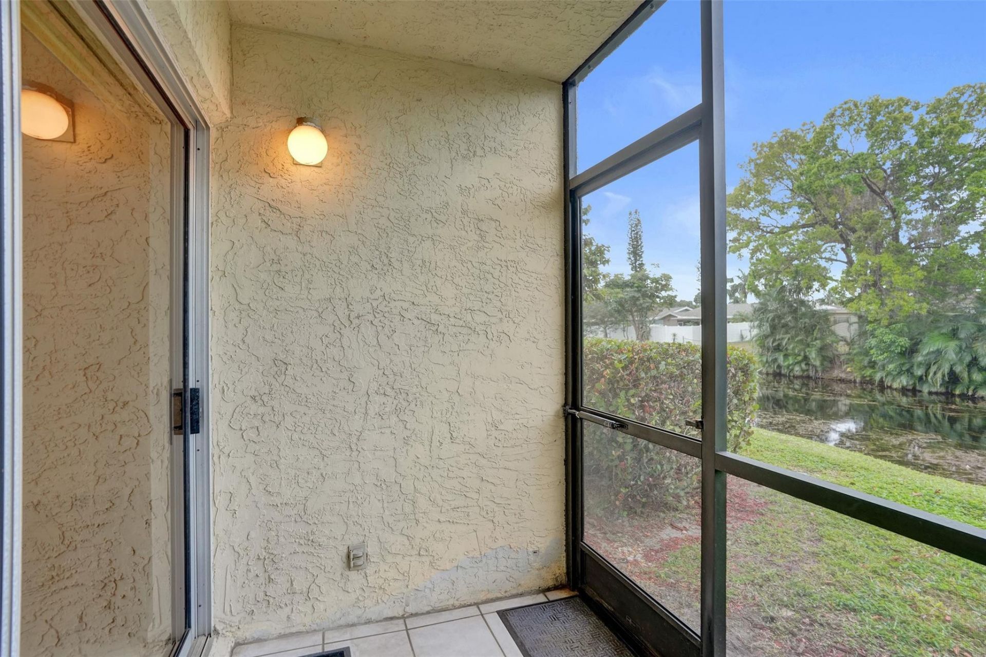 715 Gardens Drive, Unit 101, Pompano Beach, FL 33069 Photo