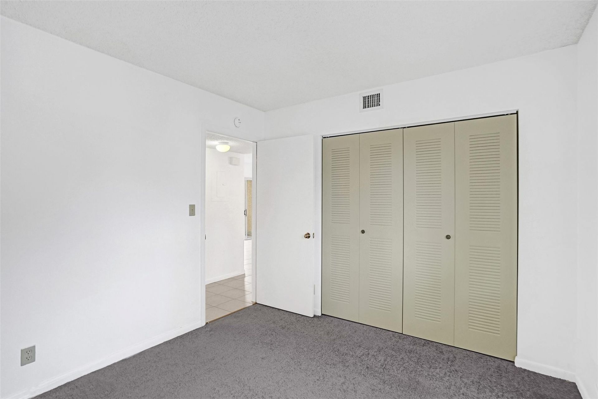 715 Gardens Drive, Unit 101, Pompano Beach, FL 33069 Photo