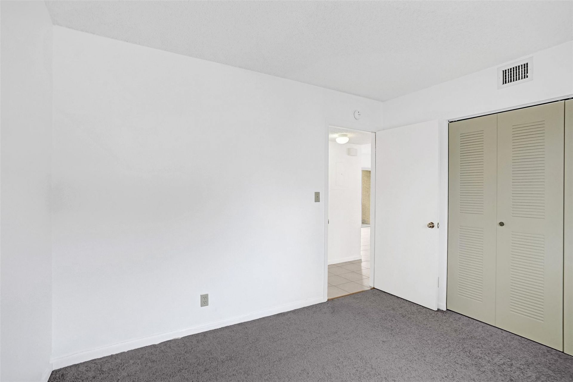 715 Gardens Drive, Unit 101, Pompano Beach, FL 33069 Photo