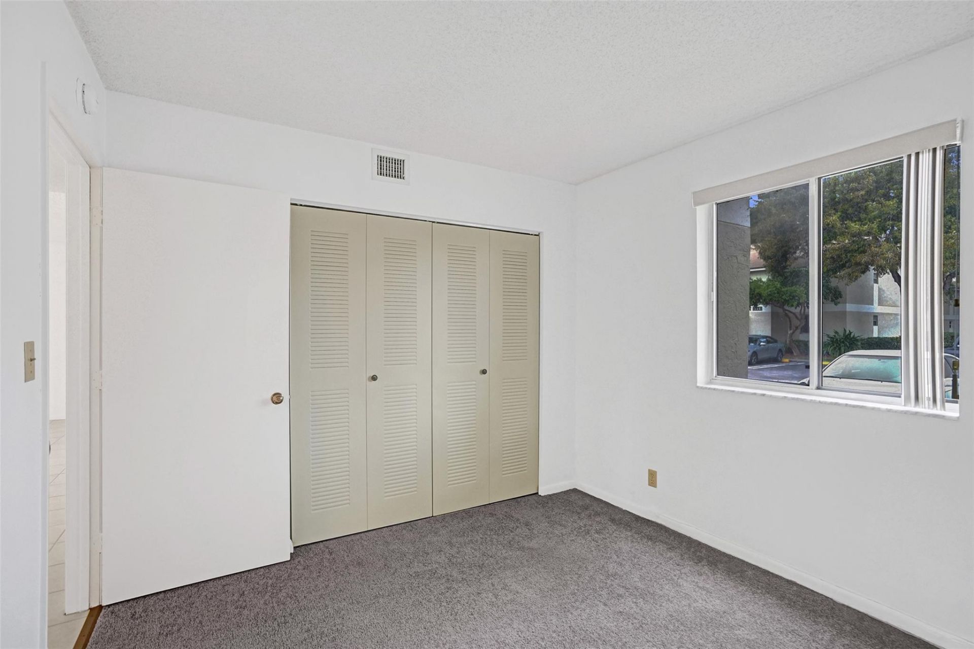 715 Gardens Drive, Unit 101, Pompano Beach, FL 33069 Photo