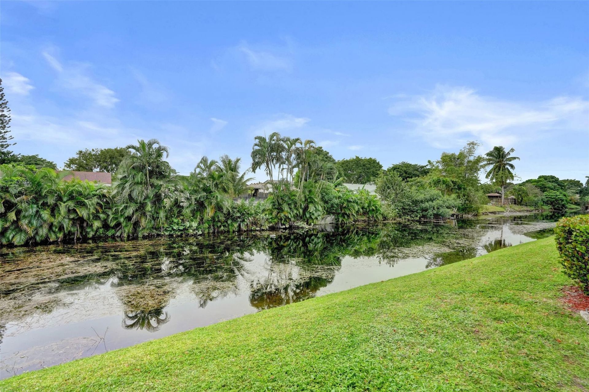 715 Gardens Drive, Unit 101, Pompano Beach, FL 33069 Photo