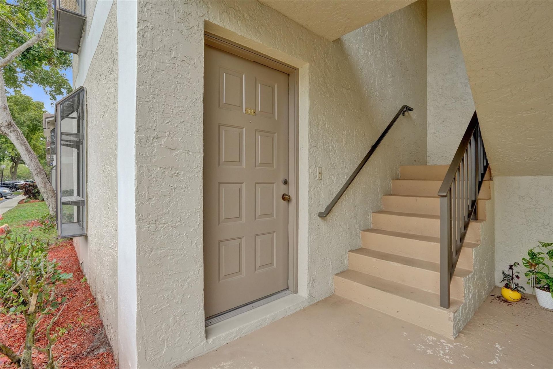 715 Gardens Drive, Unit 101, Pompano Beach, FL 33069 Photo