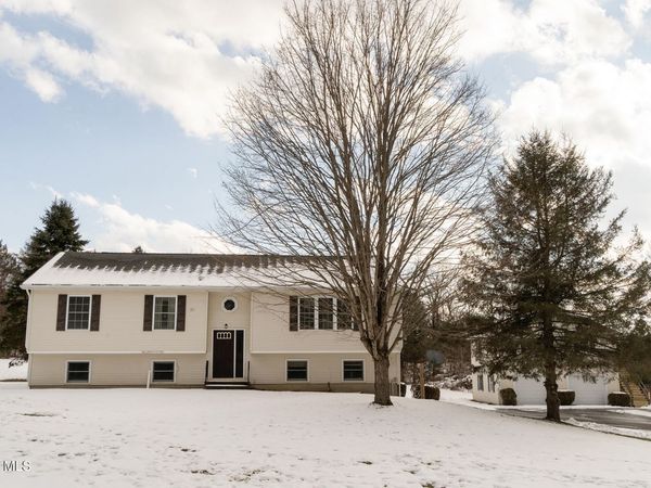 352 Falls Road, Hudson, NY 12075