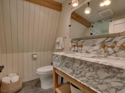 2045 West Lake Boulevard, Tahoe City, CA 96145 Photo