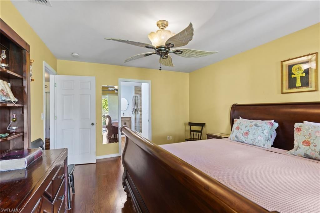 2114 SE 8th Pl, Cape Coral, FL 33990 Photo