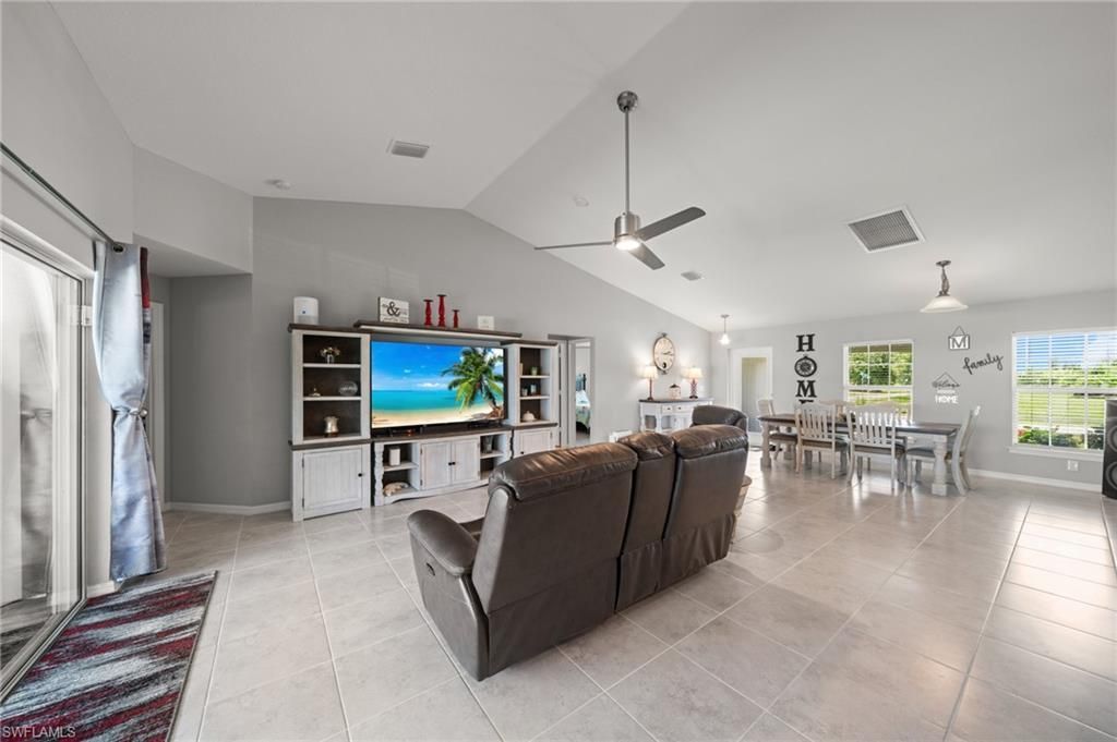 2805 NW 12th Ln, Cape Coral, FL 33993 Photo