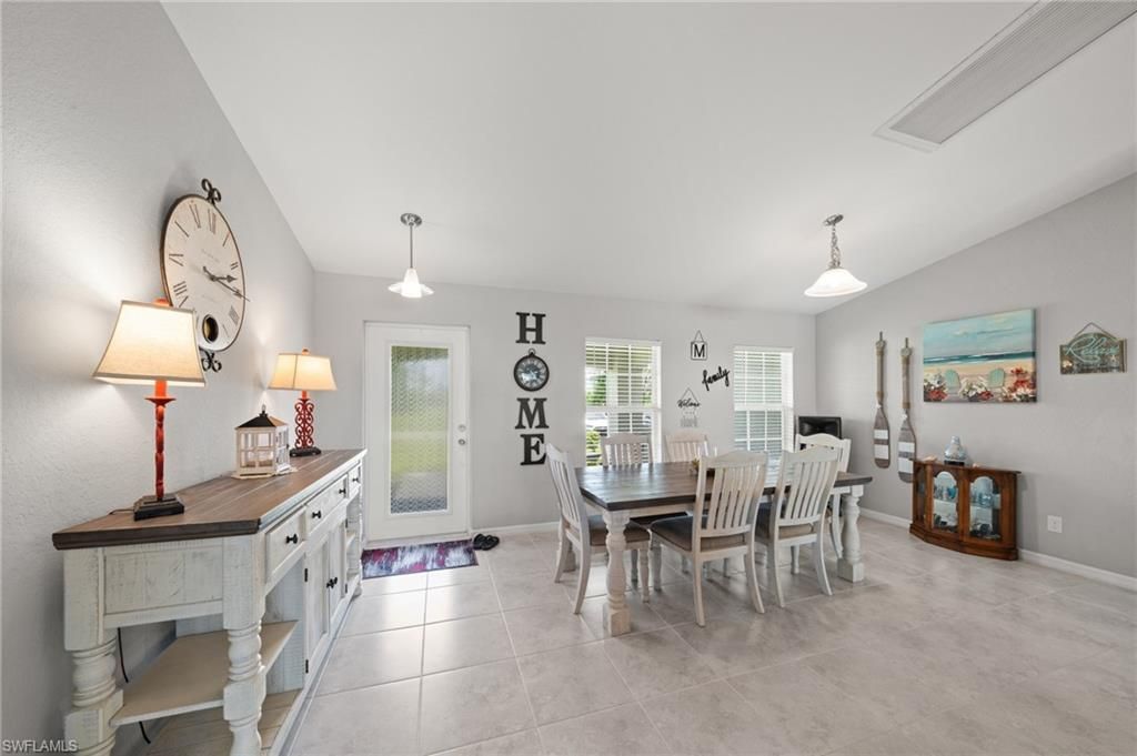 2805 NW 12th Ln , Cape Coral, FL 33993 Photo