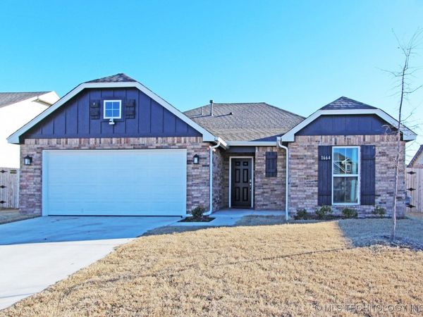 1664 E 138 Street S, Glenpool, OK 74033