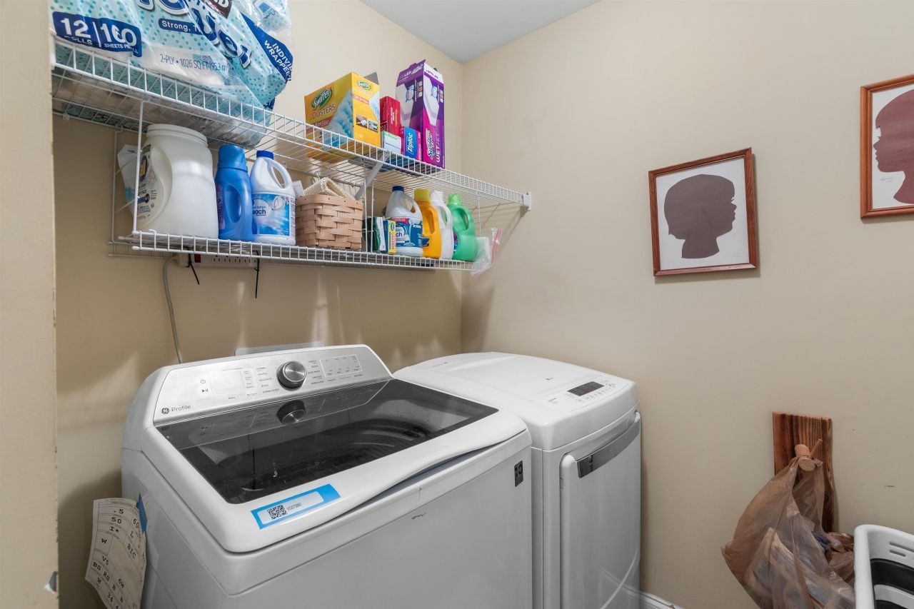 544 Shea Loop Photo 36