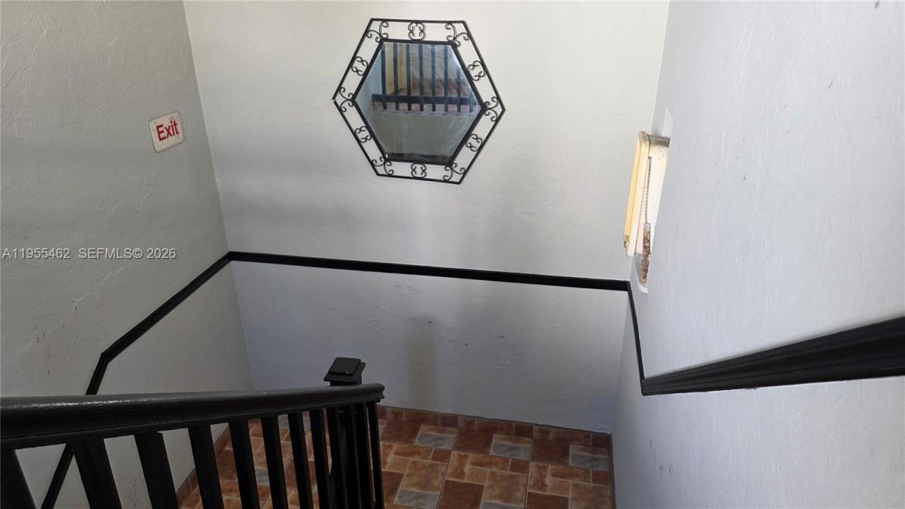 7629 Dickens Ave, Unit 7, Miami Beach, FL 33141 Photo