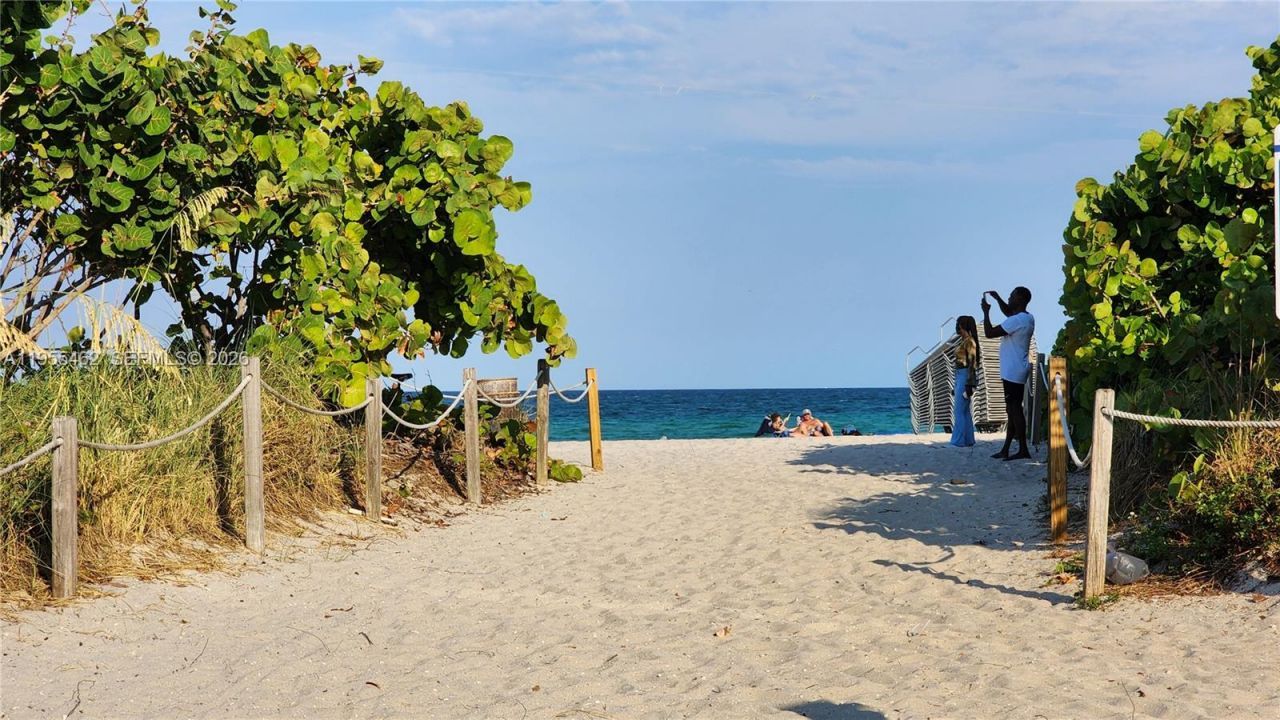 7629 Dickens Ave, Unit 7, Miami Beach, FL 33141 Photo