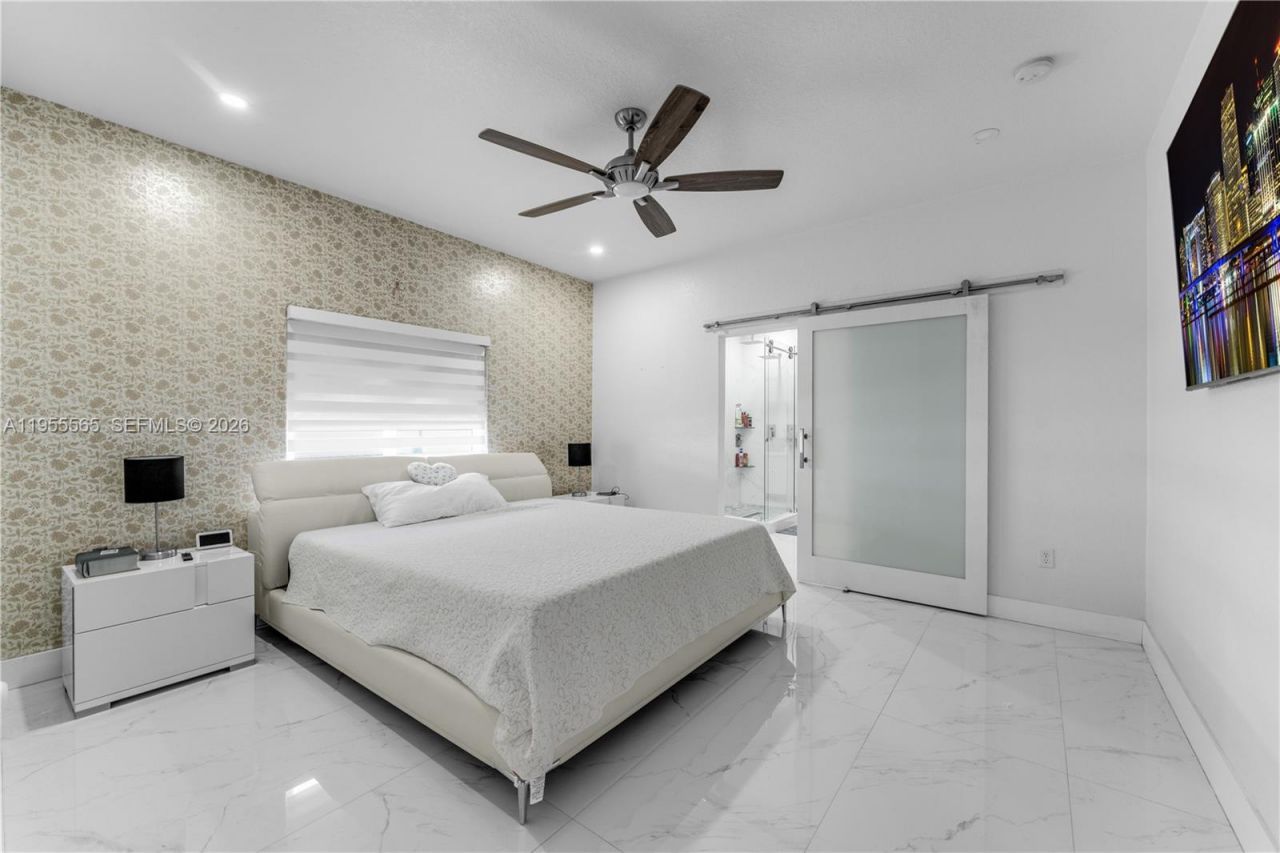 15412 SW 183rd Ter, Miami, FL 33187 Photo