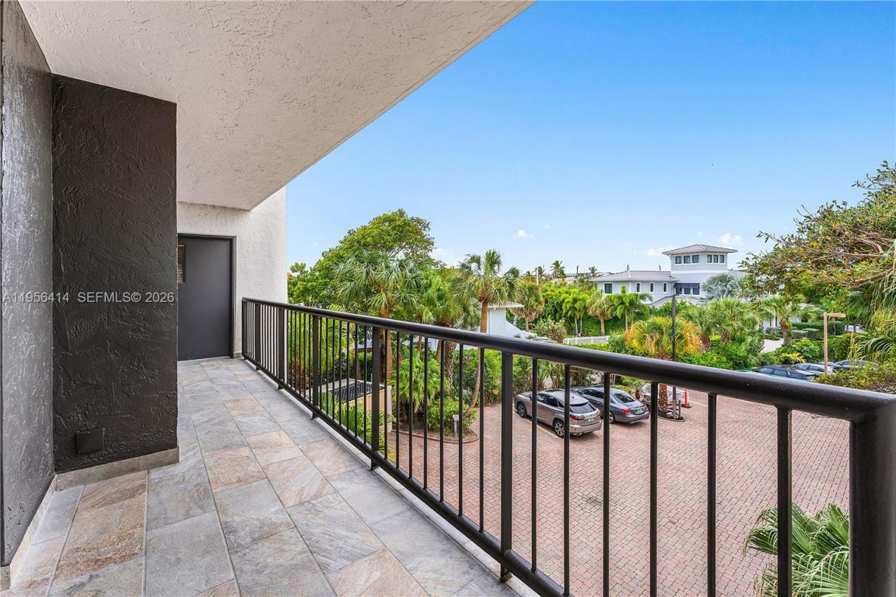 290 Celestial Way, Unit 2, Juno Beach, FL 33408 Photo