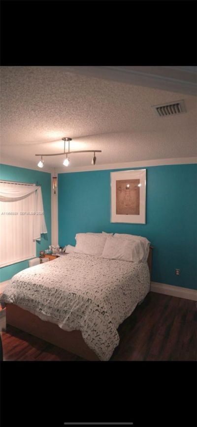 16817 SW 90th St, Unit 1, Miami, FL 33196 Photo