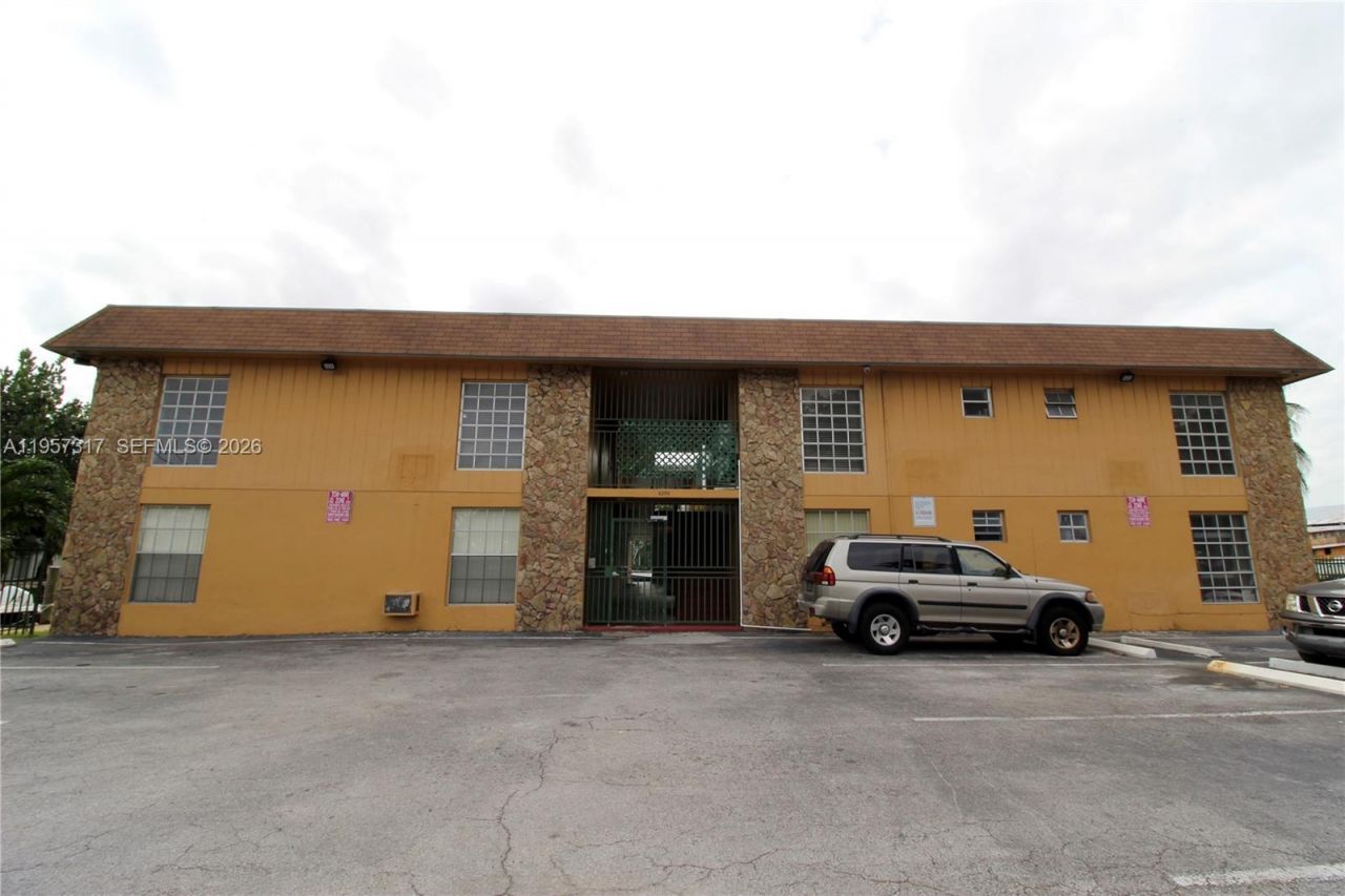 2290 NW North River Dr, Unit 16, Miami, FL 33125 Photo