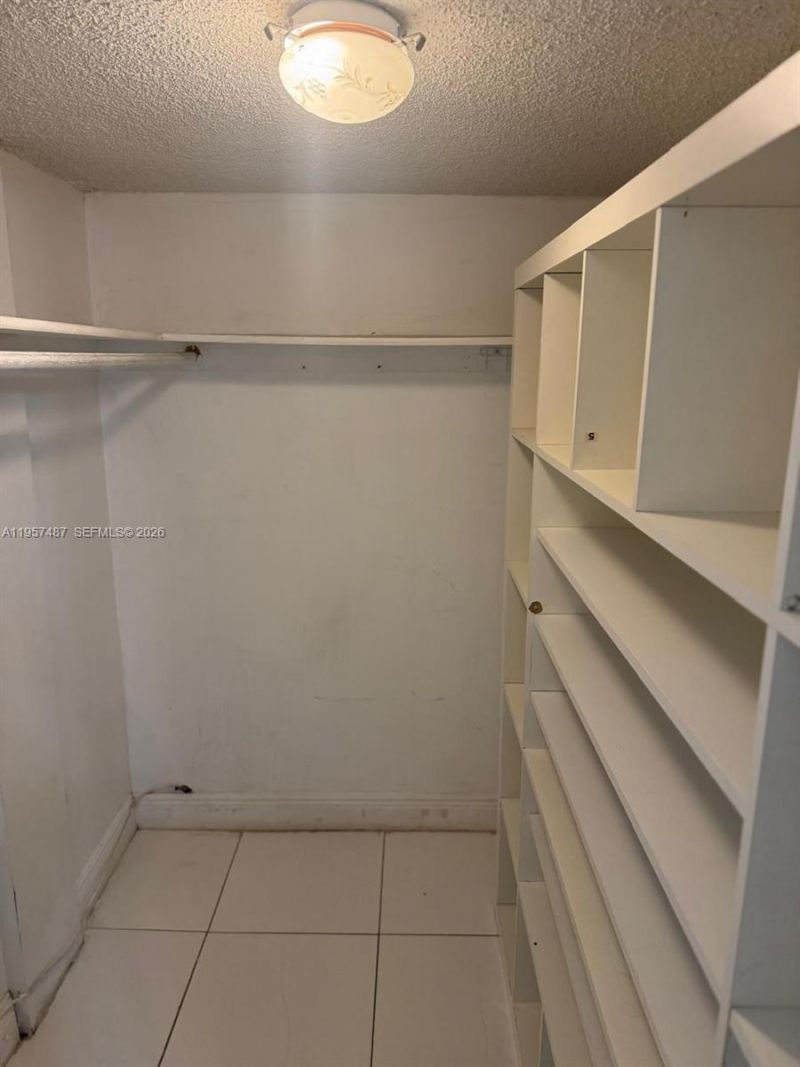 10000 NW 80th Ct, Unit 2261, Hialeah Gardens, FL 33016 Photo