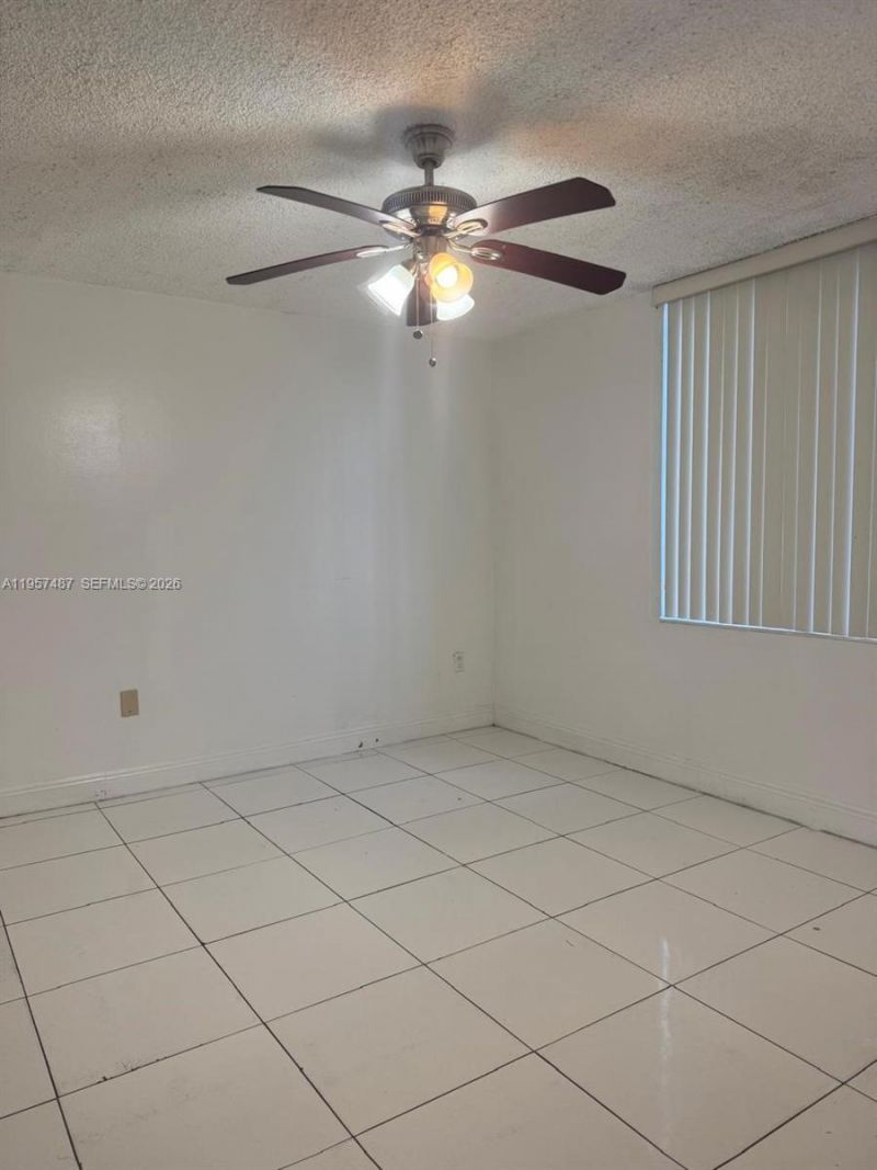 10000 NW 80th Ct, Unit 2261, Hialeah Gardens, FL 33016 Photo