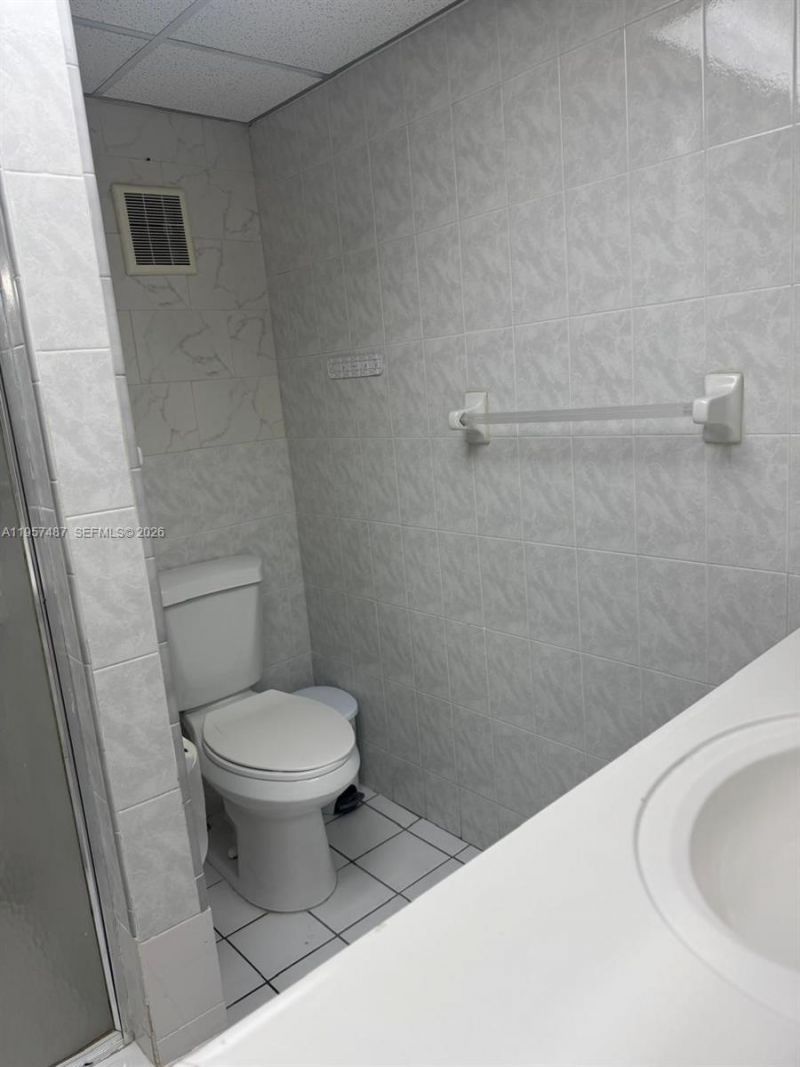 10000 NW 80th Ct, Unit 2261, Hialeah Gardens, FL 33016 Photo