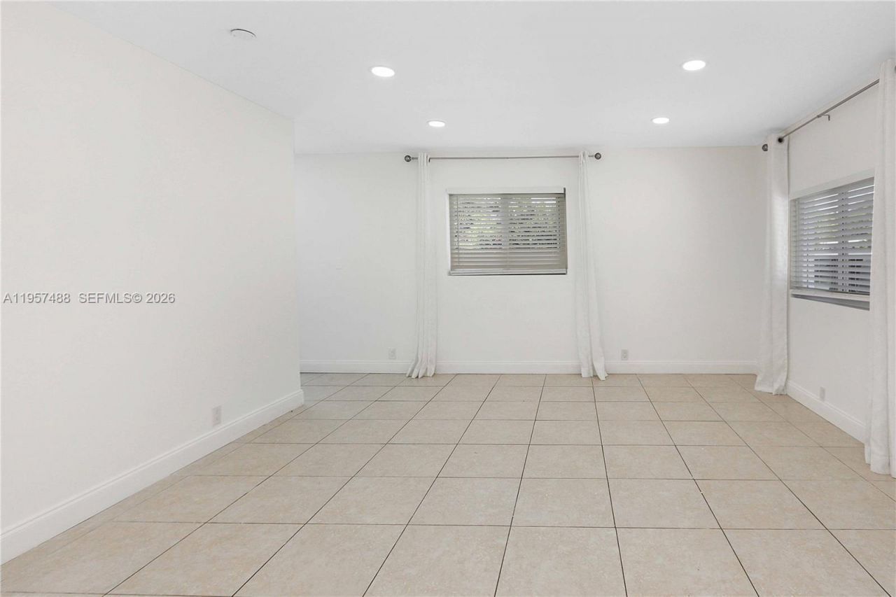 1110 S 14th Ave, Hollywood, FL 33020 Photo