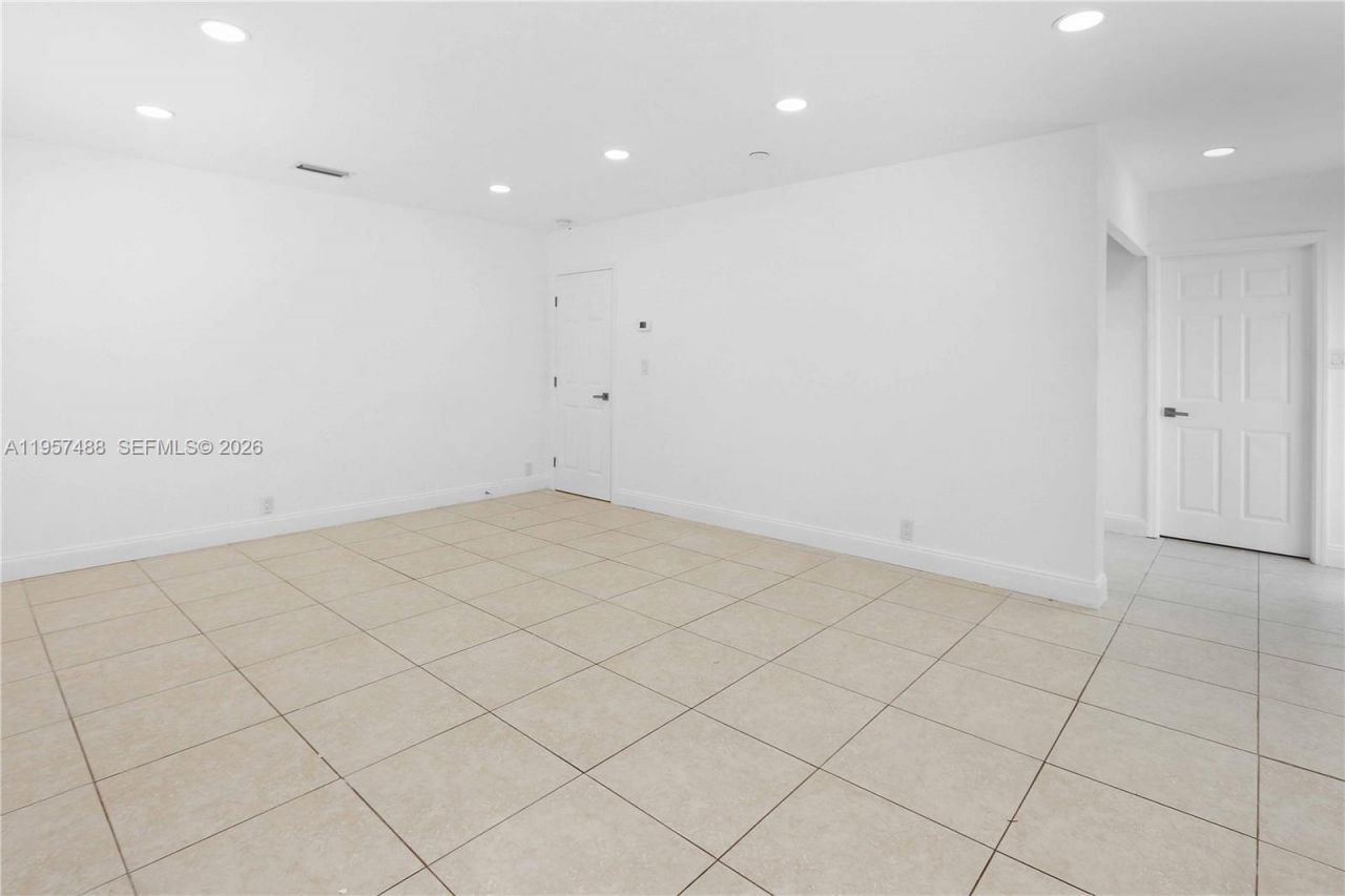 1110 S 14th Ave, Hollywood, FL 33020 Photo