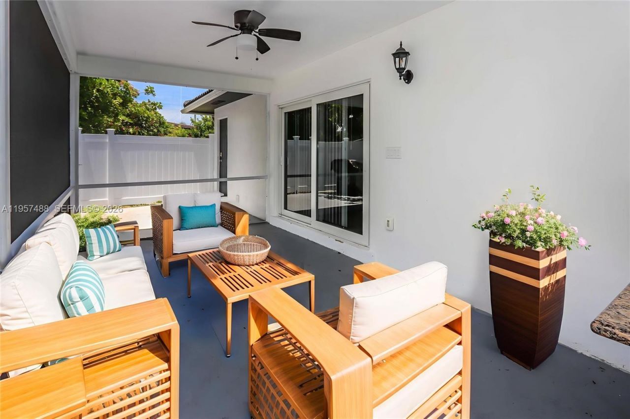 1110 S 14th Ave, Hollywood, FL 33020 Photo