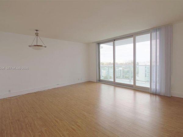 1000 West Ave , Unit 906, Miami Beach, FL 33139