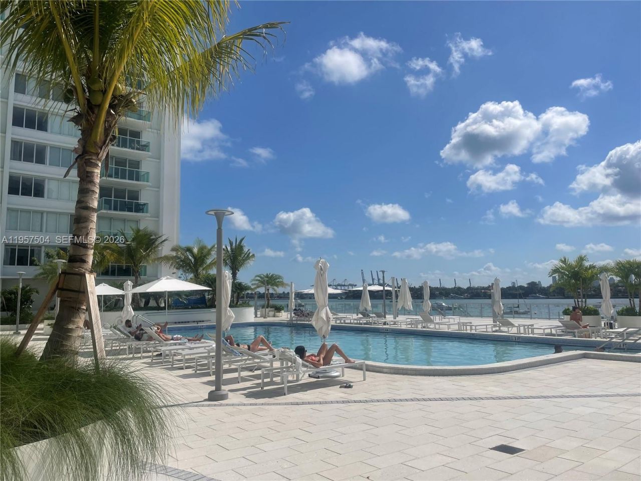 1000 West Ave , Unit 906, Miami Beach, FL 33139 Photo