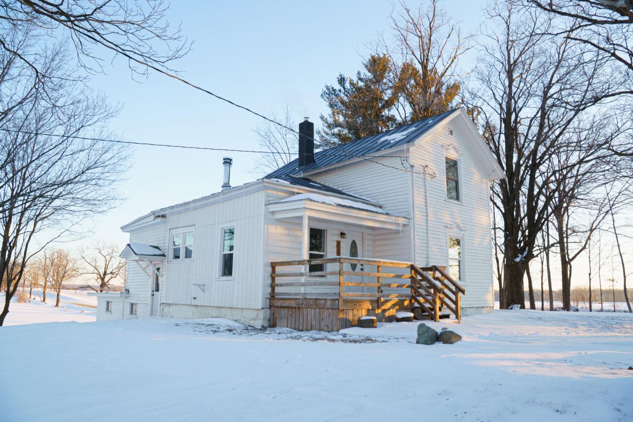 6005 N Messer Road, Freeport, MI 49325 Main Photo