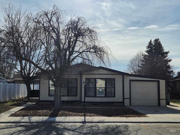 10711 W Glen Ellyn Street, Boise, ID 83713