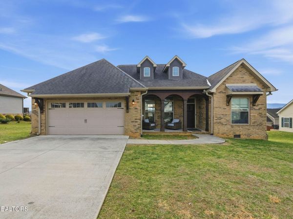 2749 Vista Meadows Lane, Sevierville, TN 37876