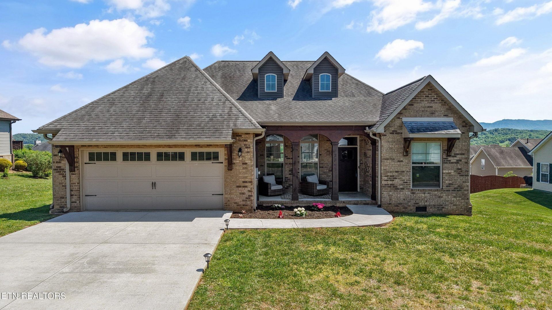 2749 Vista Meadows Lane, Sevierville, TN 37876 Main Photo