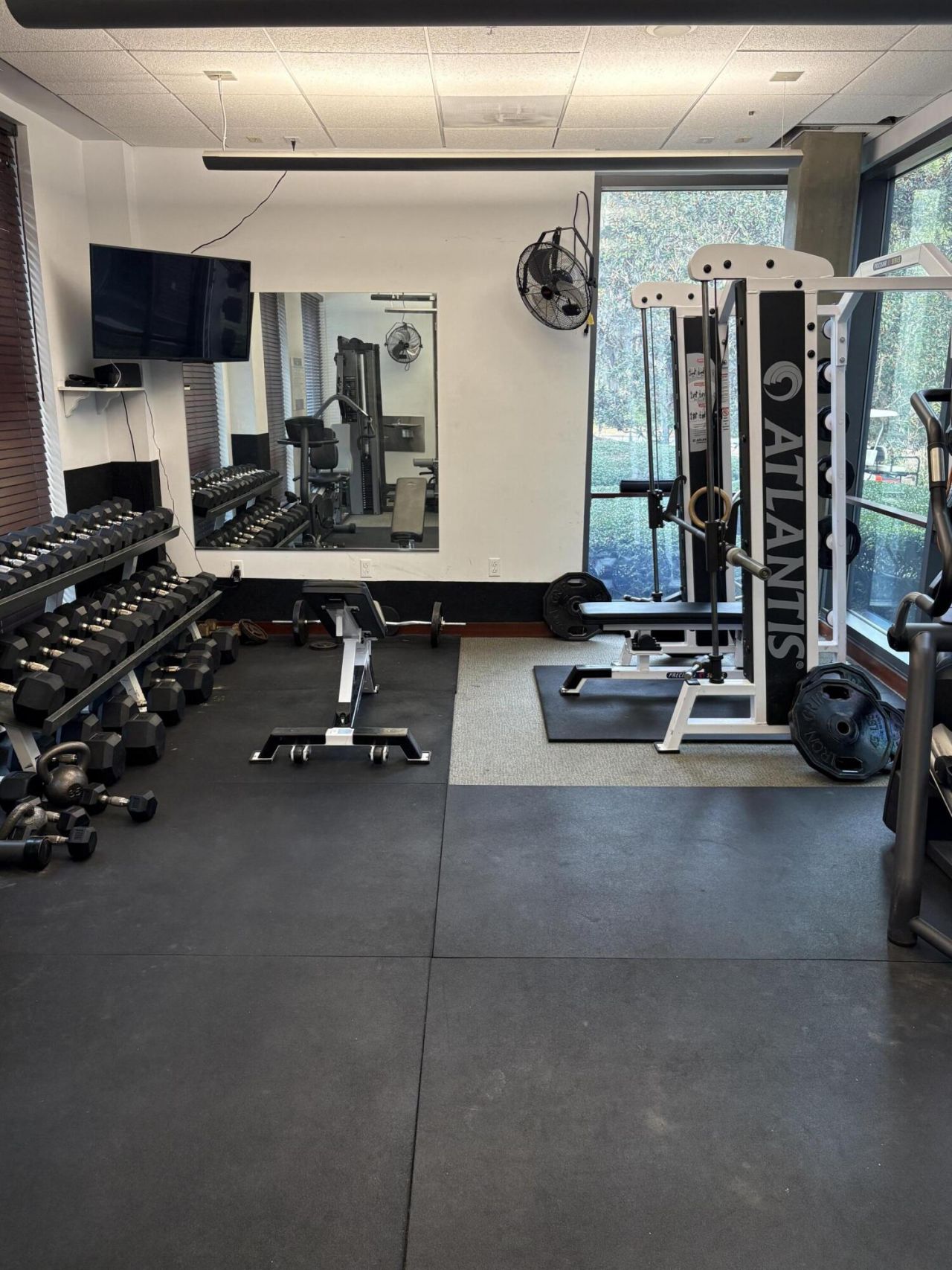 11 Ewall Street Photo 8